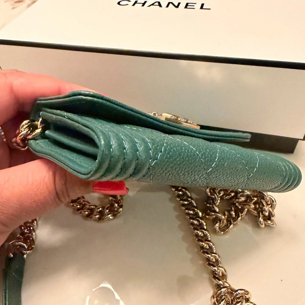 CHANEL Boy Caviar Card Holder Wallet on a chain- Green with gold hardware - Picture 11 of 14